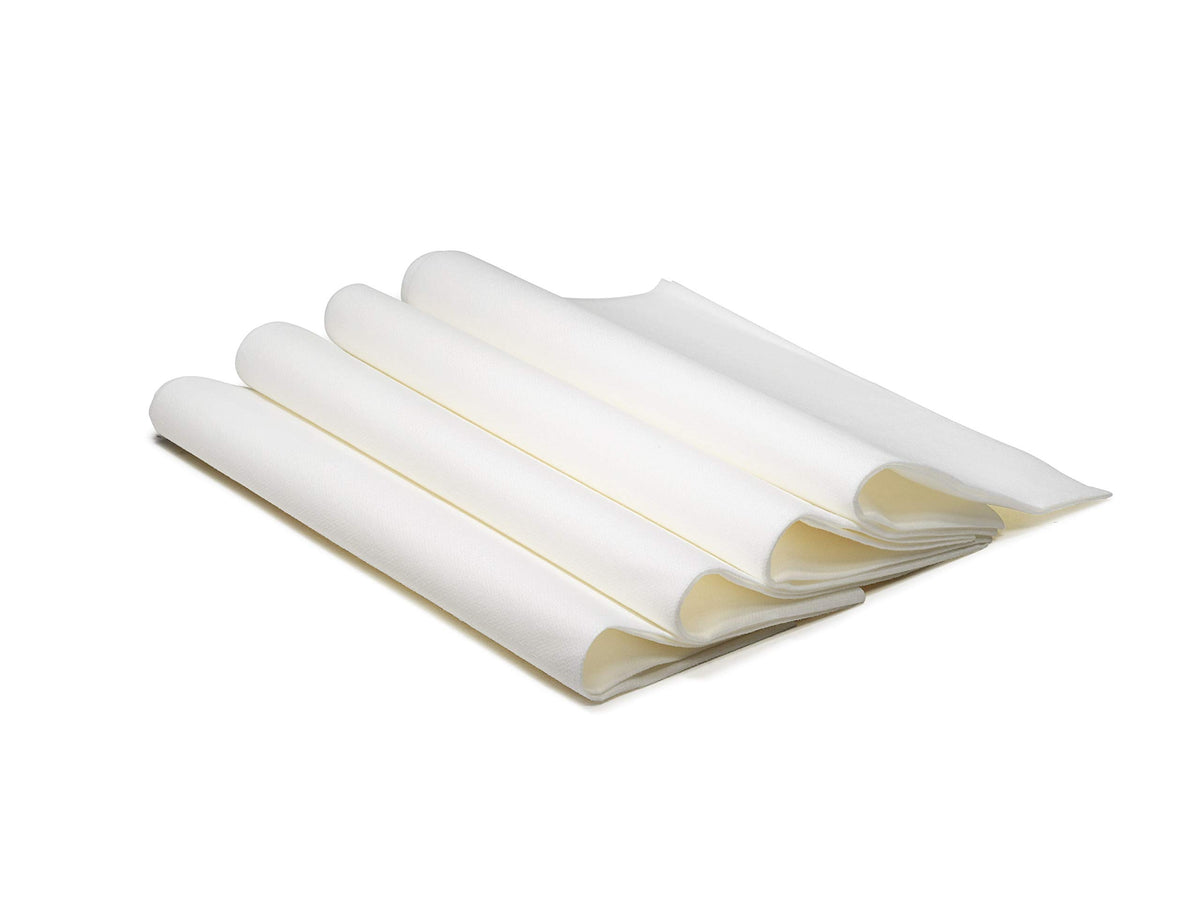 White & Gold Disposable Dinnerware Set – 640 Pieces